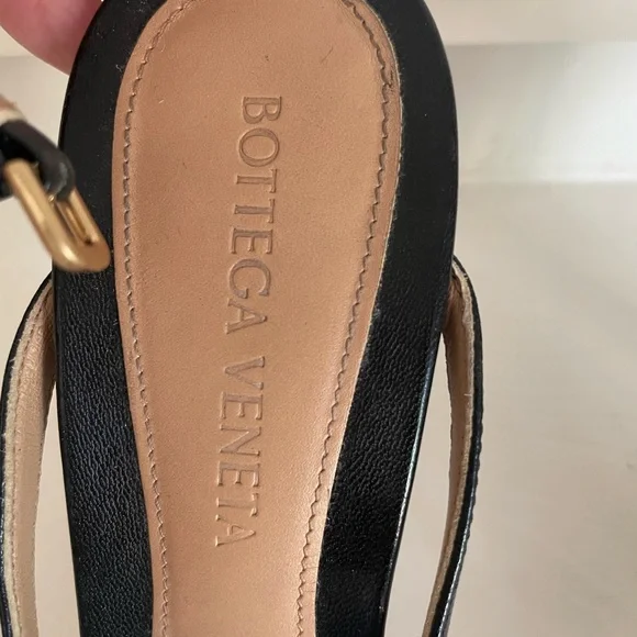 Bottega Veneta sandals - Picture 2 of 10